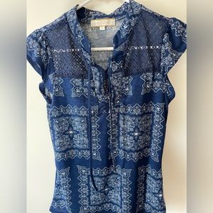 Size small blue blouse
